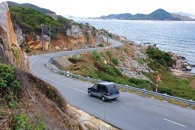 Cần hoàn chỉnh báo cáo về Dự án xây dựng tuyến đường bộ ven biển tỉnh Thái Bình