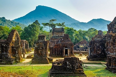 Khám phá các tháp chàm nổi tiếng dọc nẻo đất miền Trung Việt Nam