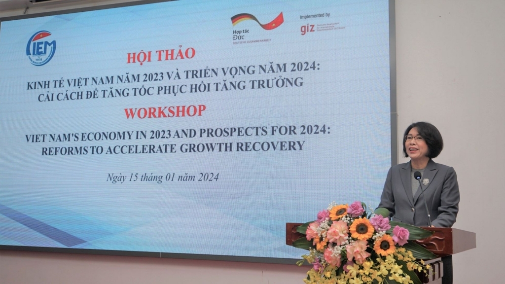 Kinh tế Việt Nam năm 2024: Cải cách để tăng tốc phục hồi tăng trưởng