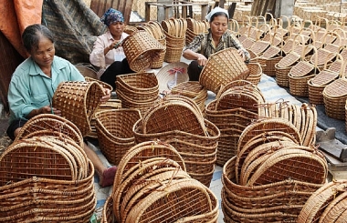 Chính sách phát triển bền vững làng nghề truyền thống trên địa bàn tỉnh Nam Định: Thực trạng và giải pháp