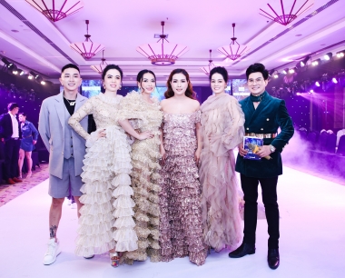 Dàn thí sinh Hoa hậu Doanh nhân Việt Nam Toàn cầu xuất hiện tại sự kiện Queen & Princess