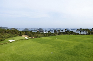 Chiêm ngưỡng “siêu phẩm” FLC Ha Long Golf Club