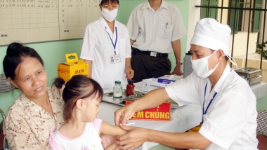 Tăng số vắc xin trong chương trình tiêm chủng mở rộng