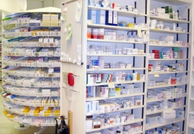 Việt Nam đang nhập khẩu dược phẩm nhiều nhất từ Pháp