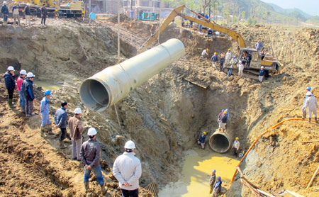 Kiến nghị tạm dừng việc ký kết hợp đồng mua ống nước của nhà thầu Trung Quốc
