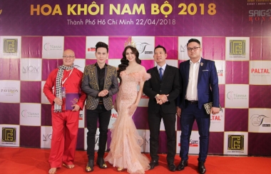 Ca sĩ Nguyên Vũ xác nhận ngồi ghê nóng cuộc thi Hoa Khôi Nam Bộ 2018