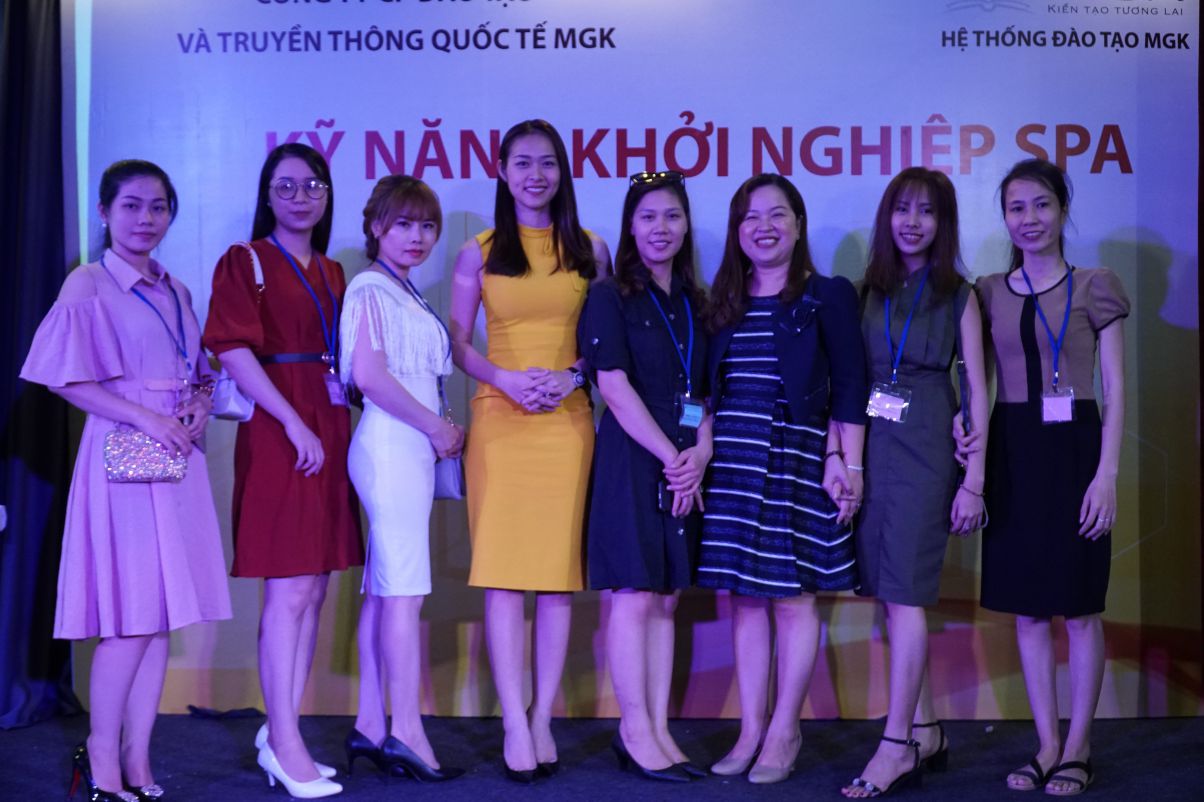 MGK thành lập quỹ tương lai vì phụ nữ trong buổi hội thảo Kĩ năng khởi nghiệp Spa