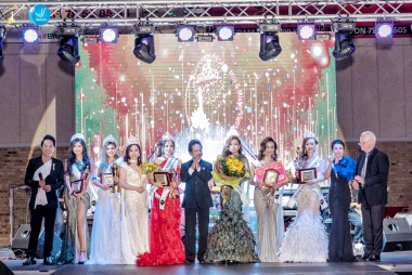 Hội từ thiện Vietsmile tổ chức thành công cuộc thi Hoa hậu Doanh nhân Hoàn vũ người Việt Thế giới 2019