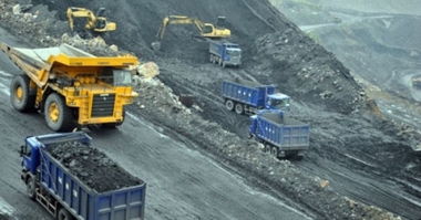 Lo tồn kho tăng cao, Bộ Công Thương kiến nghị cho phép xuất khẩu than