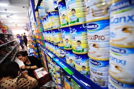 Bộ Y tế công bố 30 sản phẩm sữa bị áp giá trần