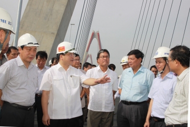 Bảo đảm dự án đường Nhật Tân – Nội Bài và Nhà ga T2 "về đích" đúng hạn