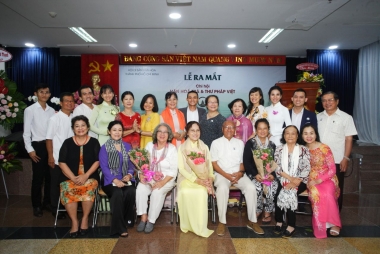 Lễ ra mắt Chi hội Văn hóa Trà và Thư pháp Việt