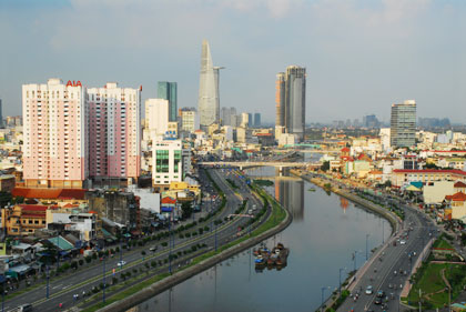 Thành phố Hồ Chí Minh đẩy mạnh phát triển các ngành thương mại và dịch vụ phụ trợ