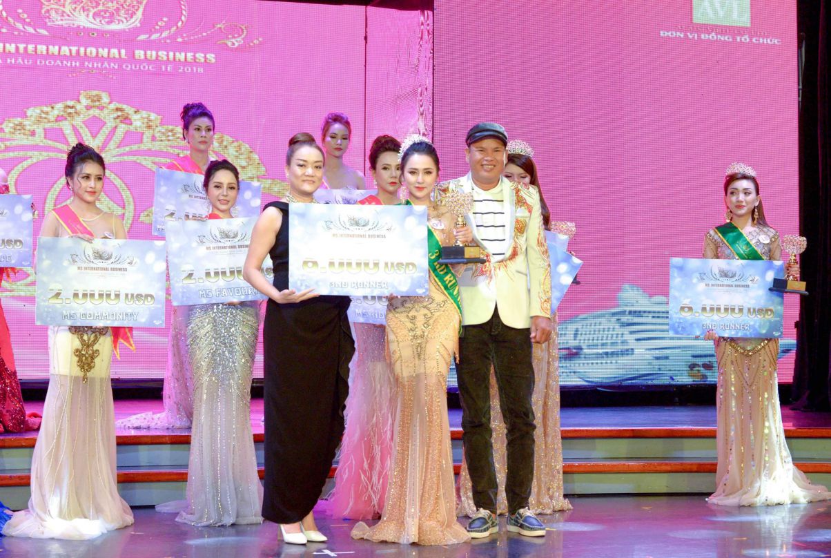 Người đẹp Lê Mai Chúc tỏa sáng đăng quang Á hậu 3 Ms International Business 2018