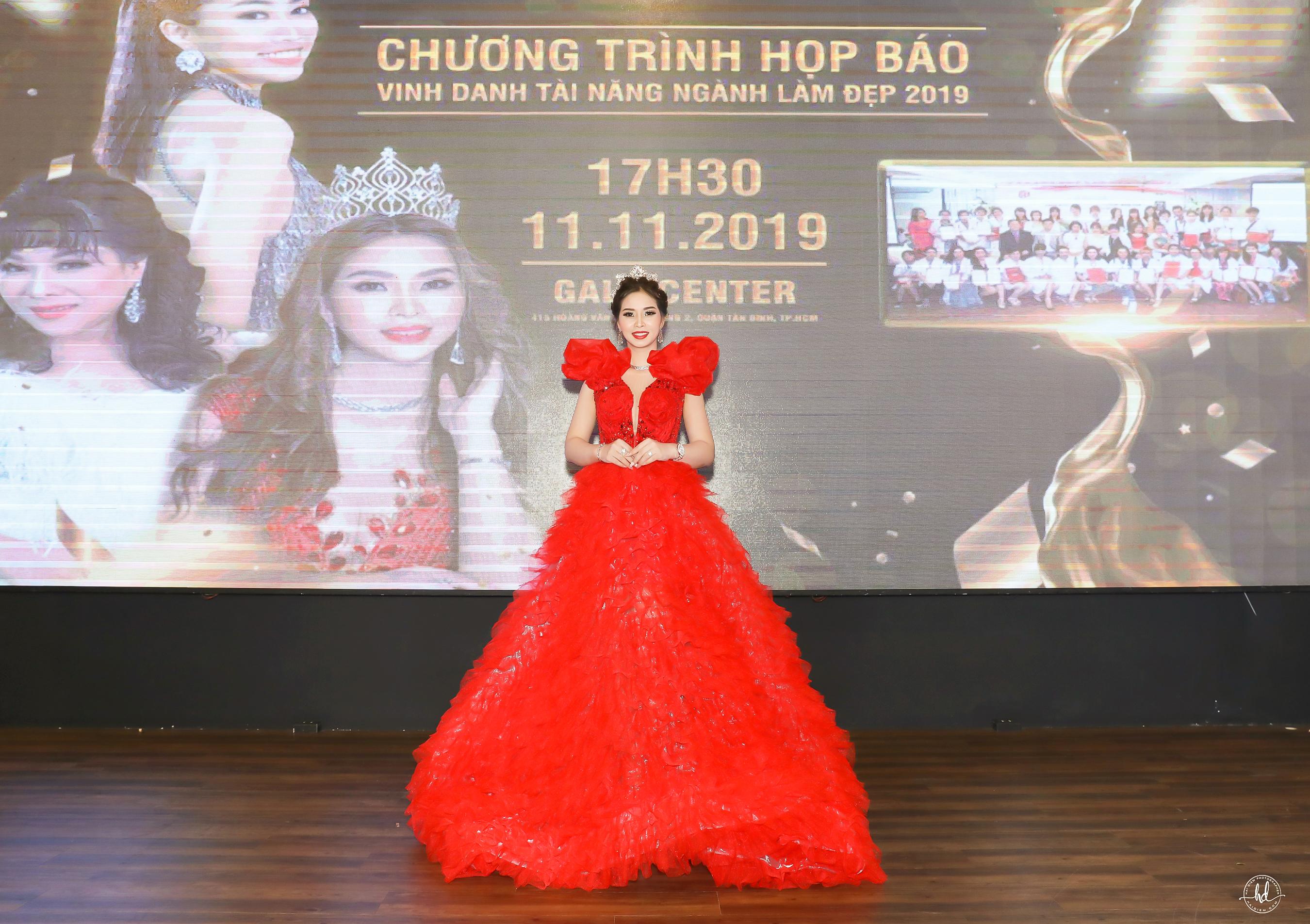 Hoa hậu Vũ Thanh Thảo bất ngờ ra mắt sân chơi riêng cho ngành làm đẹp