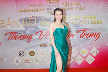 Hoa hậu Châu Ngọc Bích chấm thi hoa hậu: Áp lực vì dàn thí sinh có tài sắc