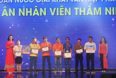 "Sống chung" cùng Covid-19: Khí phách kiên cường của doanh nghiệp Việt