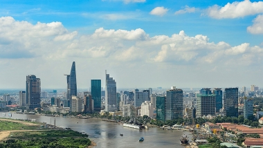 Chiến dịch và chiến lược phát triển thị trường tài chính Việt Nam