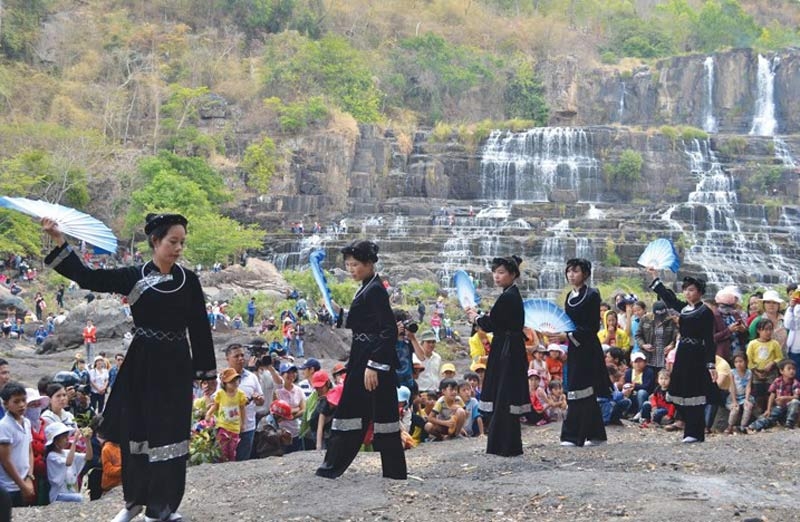 Nguồn gốc về lễ hội Nàng Hai tại Cao Bằng