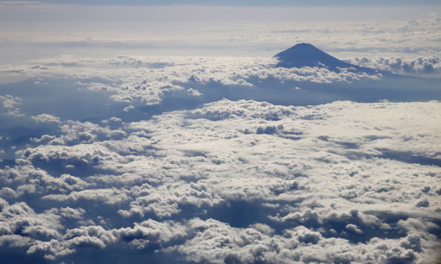 Vi nhựa được phát hiện trong các đám mây trên đỉnh núi Phú Sĩ và Oyama Nhật Bản