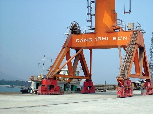 Đề xuất Cửa khẩu cảng biển Nghi Sơn được nhập khẩu ô tô chở người dưới 16 chỗ
