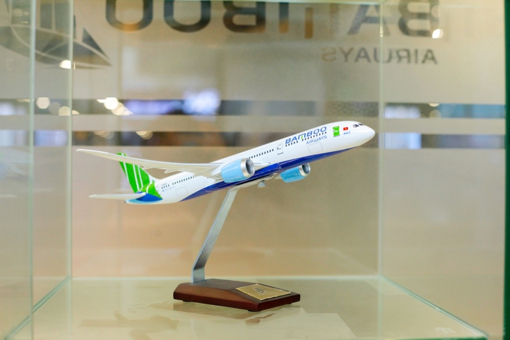Bamboo Airways ra mắt bộ sưu tập quà lưu niệm mới