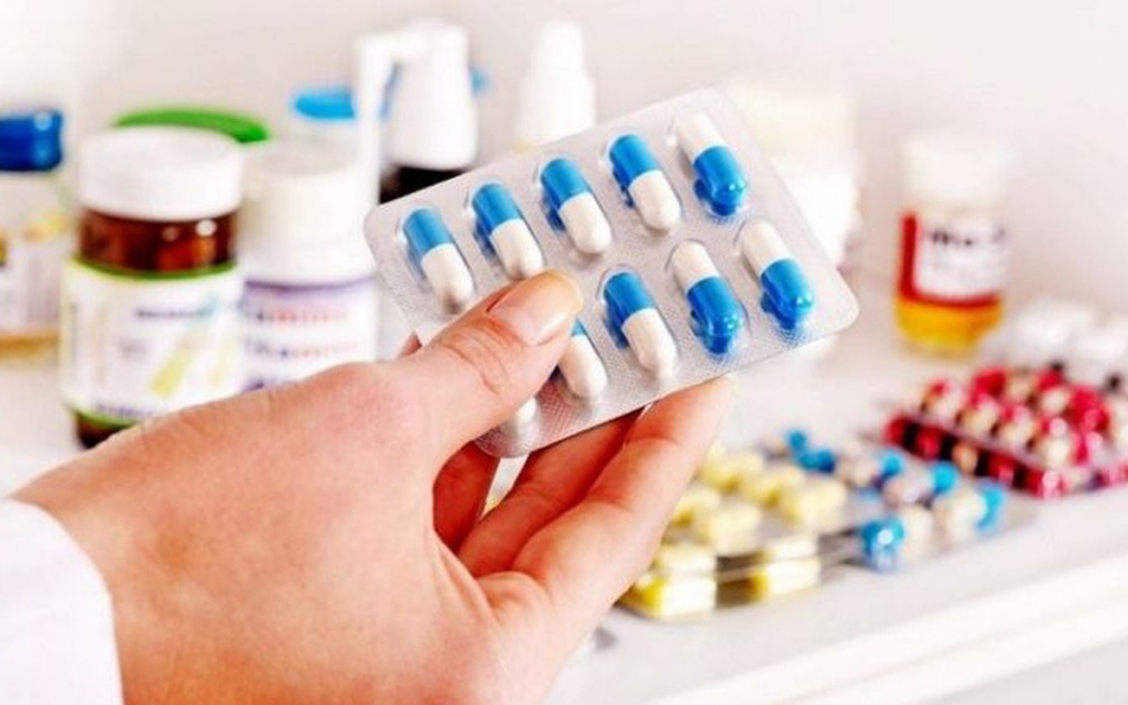 Bộ Y tế yêu cầu tiếp tục tăng cường thanh tra, kiểm tra các hoạt động mua, bán thuốc điều trị COVID-19