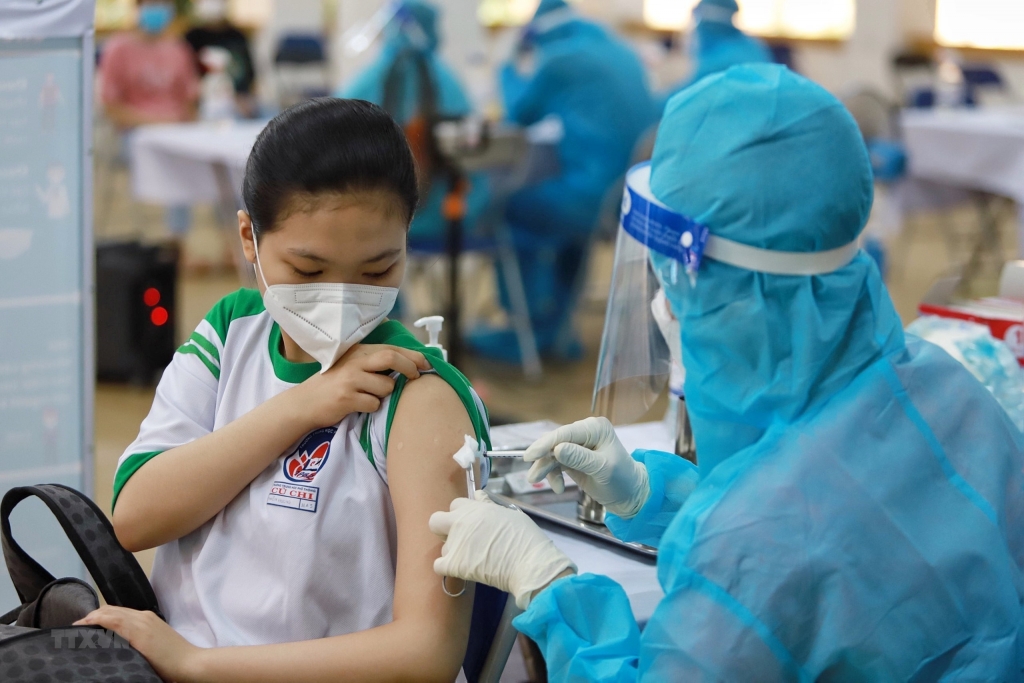 Hà Nội ban hành kế hoạch tiêm vaccine COVID-19 cho trẻ em