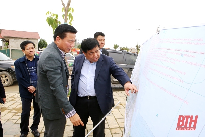 Bộ trưởng Nguyễn Chí Dũng và Tổ công tác số 4 kiểm tra tình hình thực hiện đầu tư công tại 4 tỉnh
