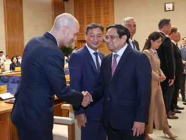 Ngày mai, Thủ tướng gặp nhà đầu tư nước ngoài để cùng gỡ vướng mắc và kịp thời nắm bắt cơ hội hợp tác mới