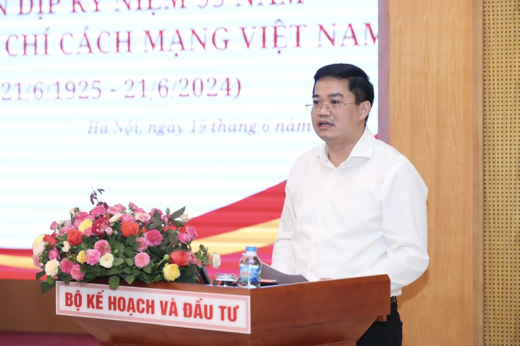 Nền kinh tế Việt Nam đang đối mặt với 4 khó khăn, thách thức lớn