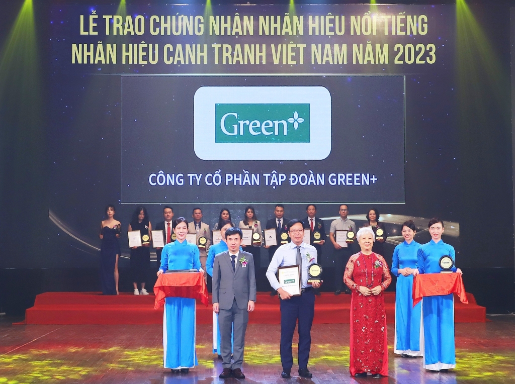 GREEN+ được vinh danh trong Top 10 Nhãn hiệu nổi tiếng Việt Nam năm 2023 nhóm ngành dược phẩm
