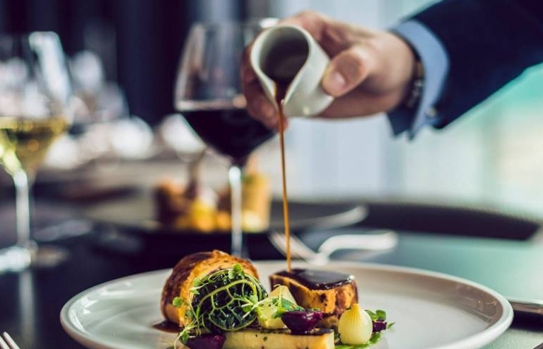 Khám phá trải nghiệm của khách hàng tại các nhà hàng Fine Dining ở TP. Hồ Chí Minh