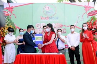 Á hậu Nguyễn Hồng Nhung đưa thương hiệu máy lọc nước AkihiroHn đến với mọi người Việt