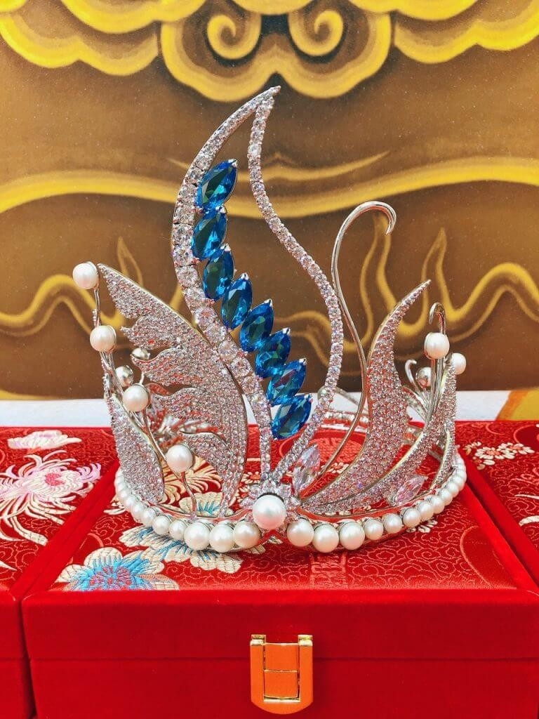 Hai chiếc vương miện cao quý vươn tầm Thế giới của Thương hiệu ngọc trai QUEEN PEARL