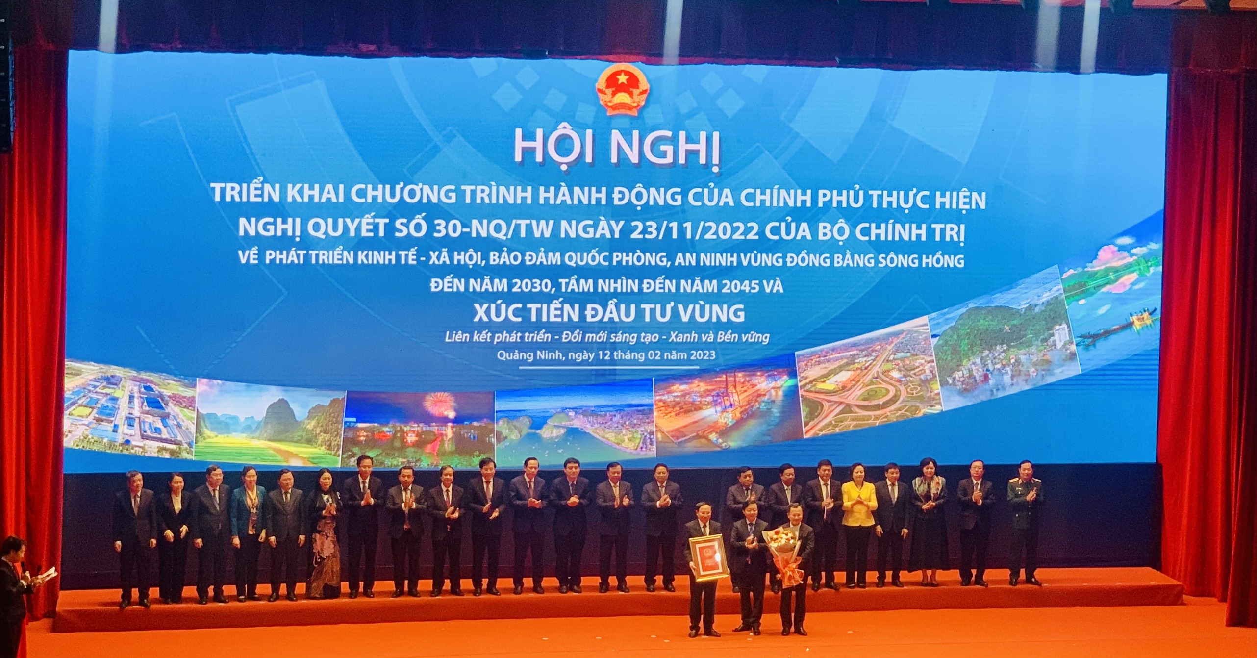 Phát triển Quảng Ninh là một tỉnh tiêu biểu của cả nước về mọi mặt