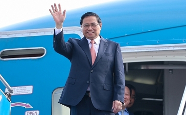 Thủ tướng Phạm Minh Chính lên đường dự Hội nghị Thượng đỉnh G7 mở rộng