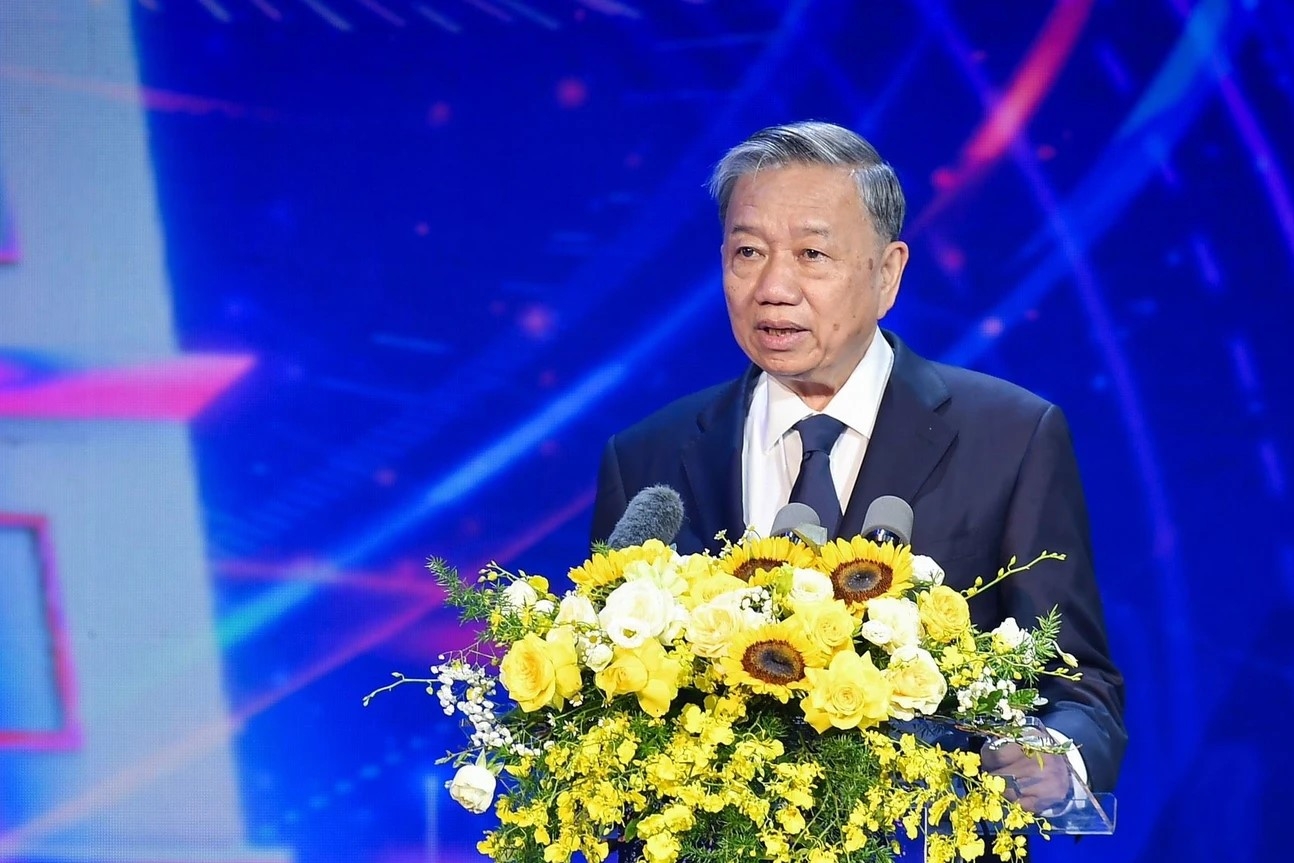 Chủ tịch nước Tô Lâm đề nghị báo chí thúc đẩy mạnh mẽ chuyển đổi số và đổi mới sáng tạo