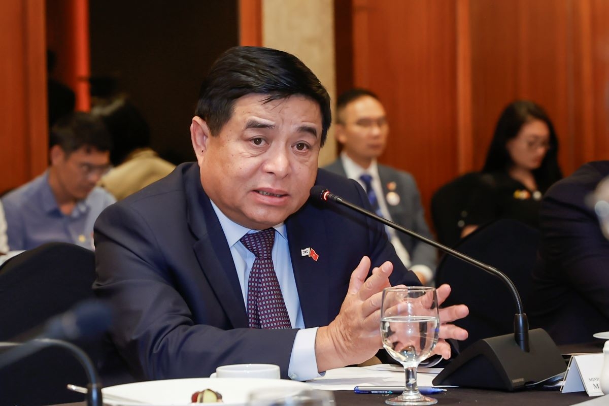 Thủ tướng đề nghị Hàn Quốc hỗ trợ Việt Nam đào tạo nguồn nhân lực trong lĩnh vực bán dẫn