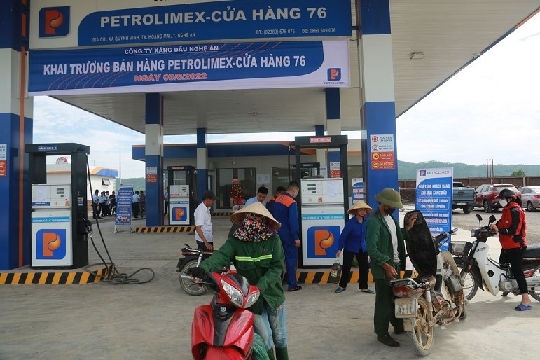 Giá xăng dầu giảm, nhưng giá nhiều mặt hàng không hạ, Bộ Tài chính nói gì?