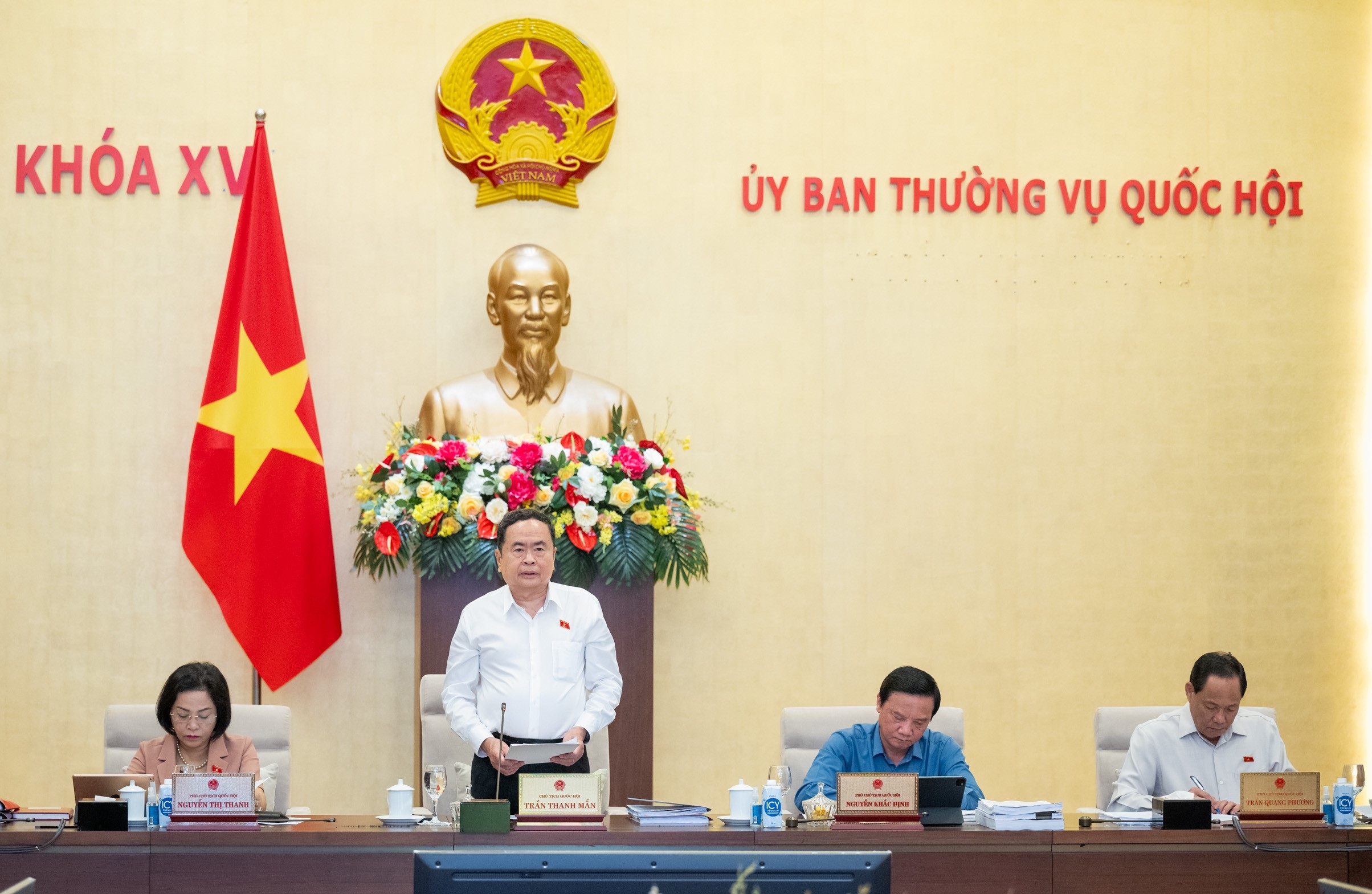 10 dự án luật được Ủy ban Thường vụ Quốc hội cho ý kiến thuộc nhiều lĩnh vực được dư luận xã hội đặc biệt quan tâm