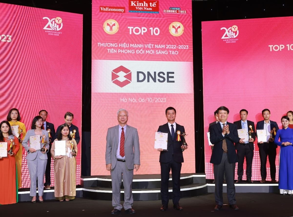 DNSE lần thứ hai liên tiếp được vinh danh Thương hiệu mạnh Việt Nam