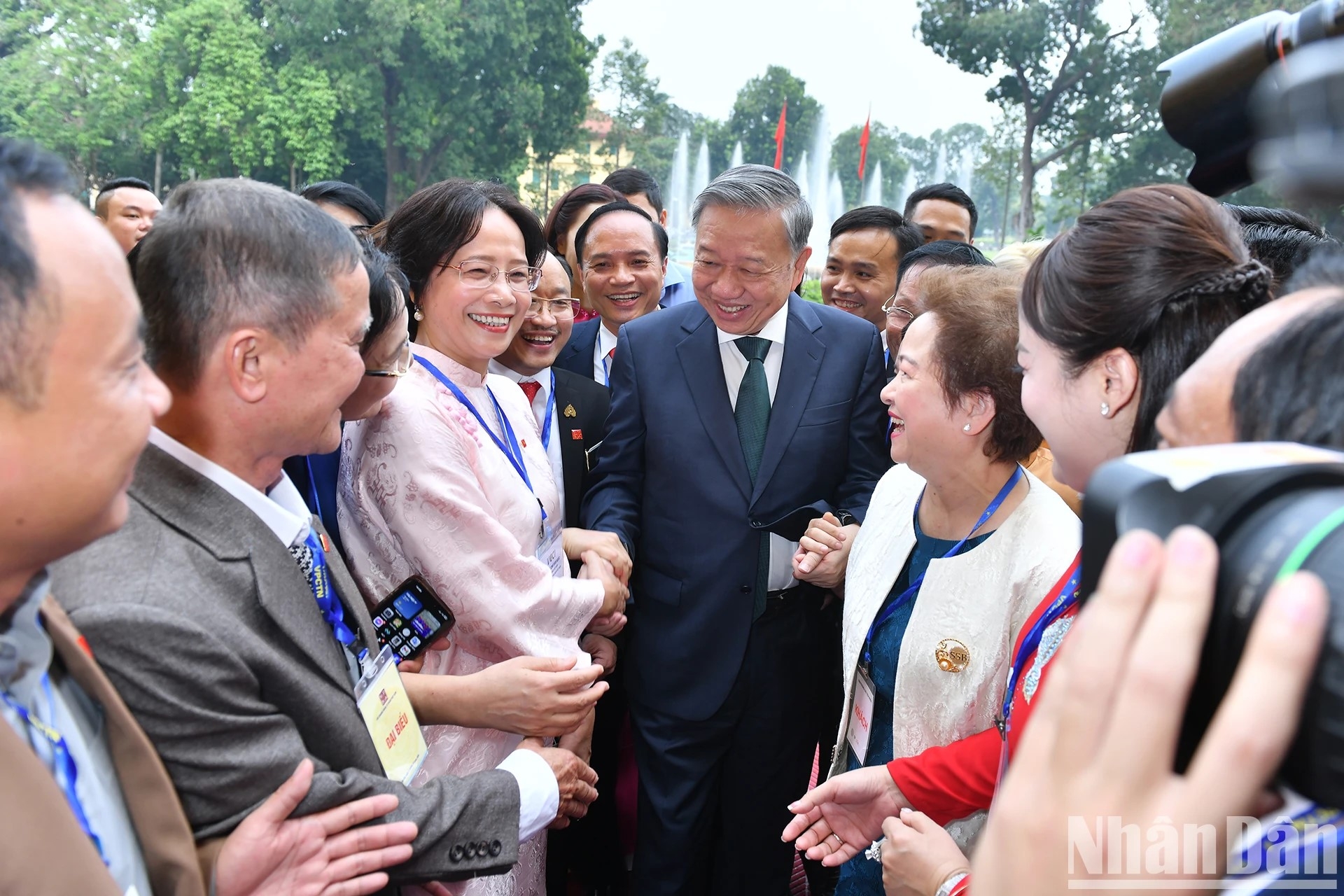 Khu vực doanh nghiệp sẽ đóng vai trò lớn hơn nữa, quan trọng hơn nữa cho sự thịnh vượng của quốc gia