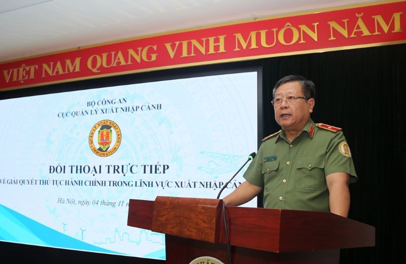 Cục Quản lý xuất nhập cảnh lấy sự hài lòng của nhân dân làm thước đo để đánh giá kết quả hoàn thành công việc...