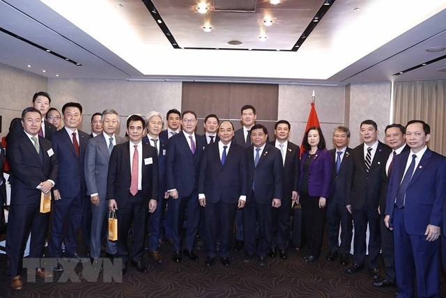 Chủ tịch nước Nguyễn Xuân Phúc mong muốn LG đặt trung tâm sản xuất lớn nhất tại Việt Nam