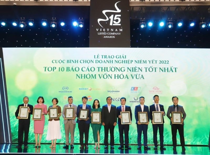 Cuộc bình chọn doanh nghiệp niêm yết tiêu biểu 2022: Chứng khoán Bảo Việt tiếp tục ghi danh trong top 10 nhóm vốn hóa vừa