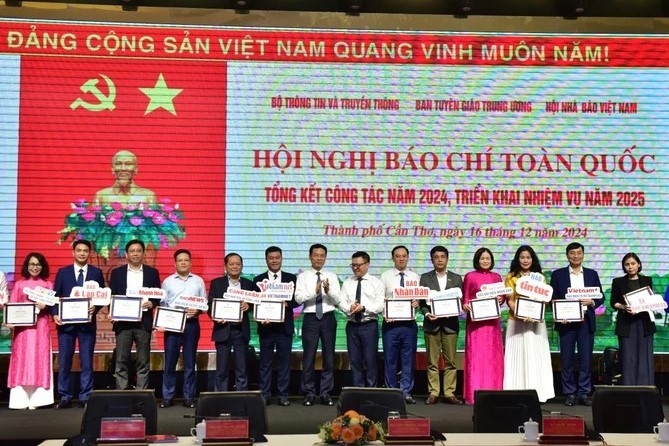 Tạp chí Kinh tế và Dự báo đạt mức Tốt về chuyển đổi số năm 2024