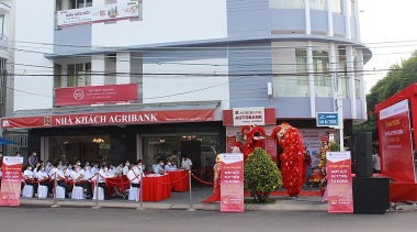 Các nhân tố ảnh hưởng tới chất lượng dịch vụ ngân hàng điện tử: Trường hợp cụ thể tại Agribank - Chi nhánh tỉnh An Giang