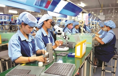 Chuyển dịch cơ cấu lao động gắn với thúc đẩy việc làm bền vững tại Việt Nam: Thực trạng và giải pháp