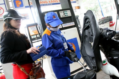 Giá xăng dầu có thể điều chỉnh theo ngày?